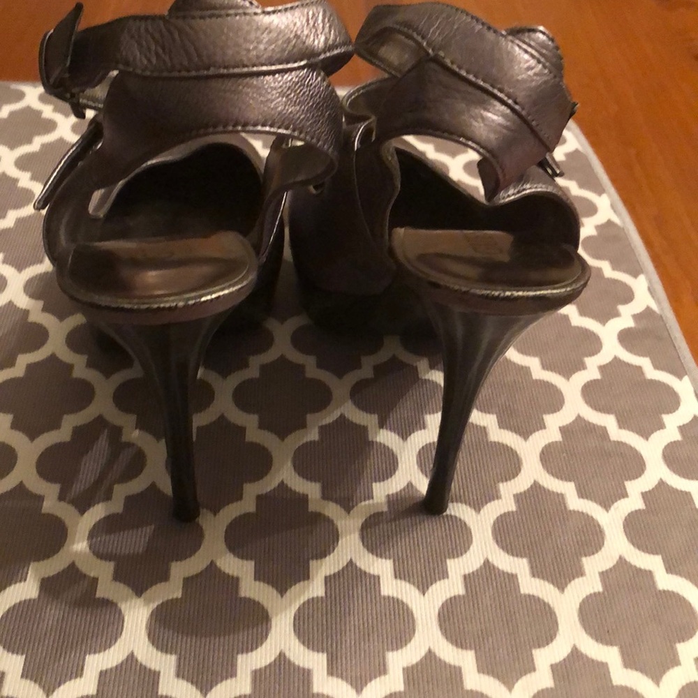 GUESS SHOES - Picture 4 of 5